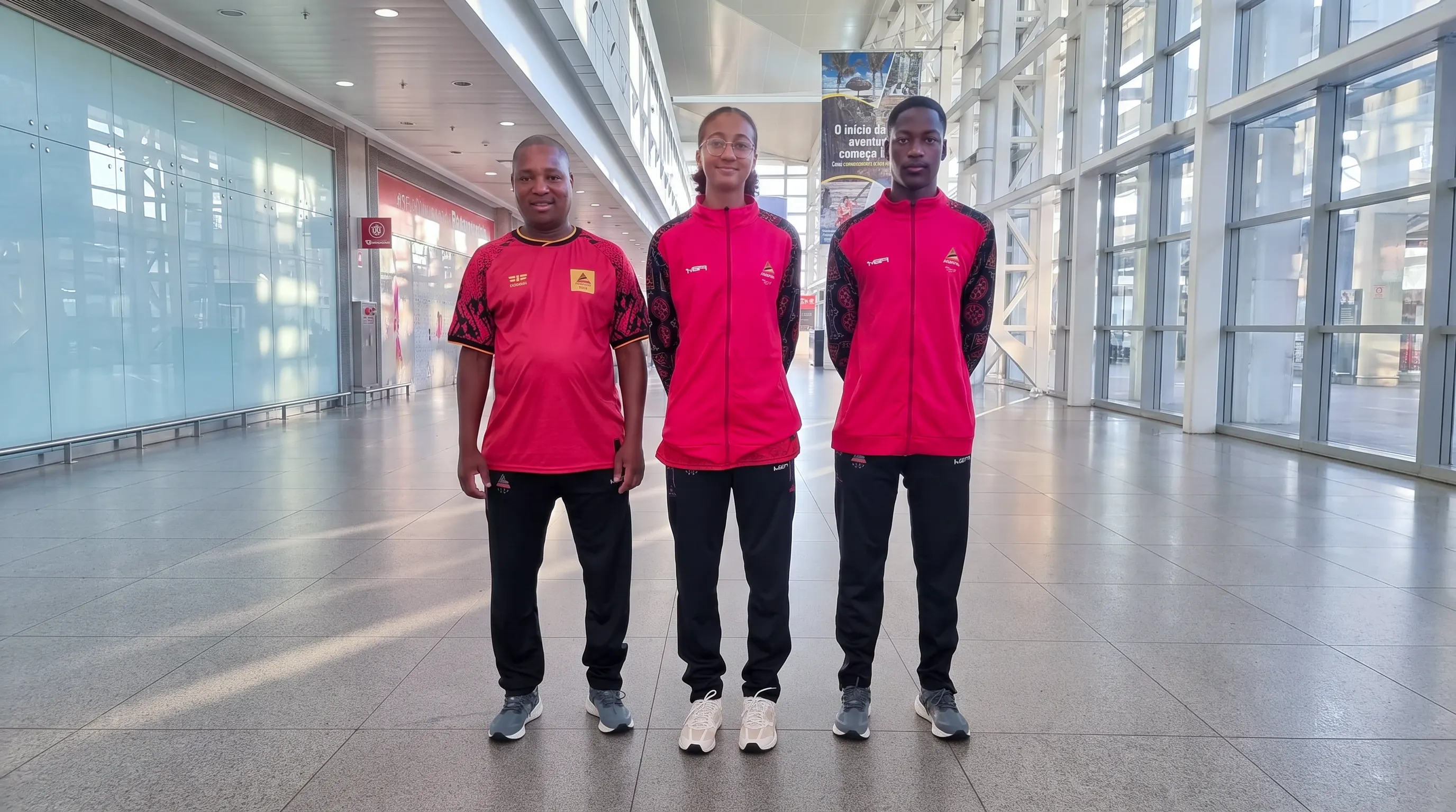 Natação Moçambicana Pronta para Fazer História nos Jogos Olímpicos da Juventude